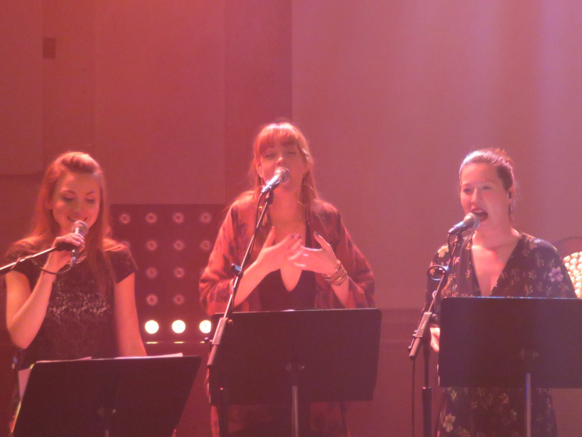 On the beautiful stage of #Studio105, <a href="/radiofrance/">Radio France</a> for the "SteelyDan Tribute" Project coordinated by @crrdeparis - you can listen to the replay of  <a href="/BrunoLetort/">bruno letort</a> 's show #tapagenocturne here : bit.ly/2o0VgwN