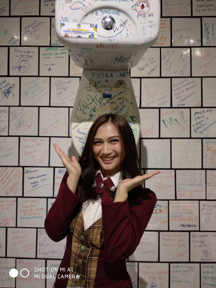 N_Reuploadtweet's tweet photo. melodyJKT48 : Makasih semuanya udah live ngaskus🤩 https://t.co/OaB1saYHVi