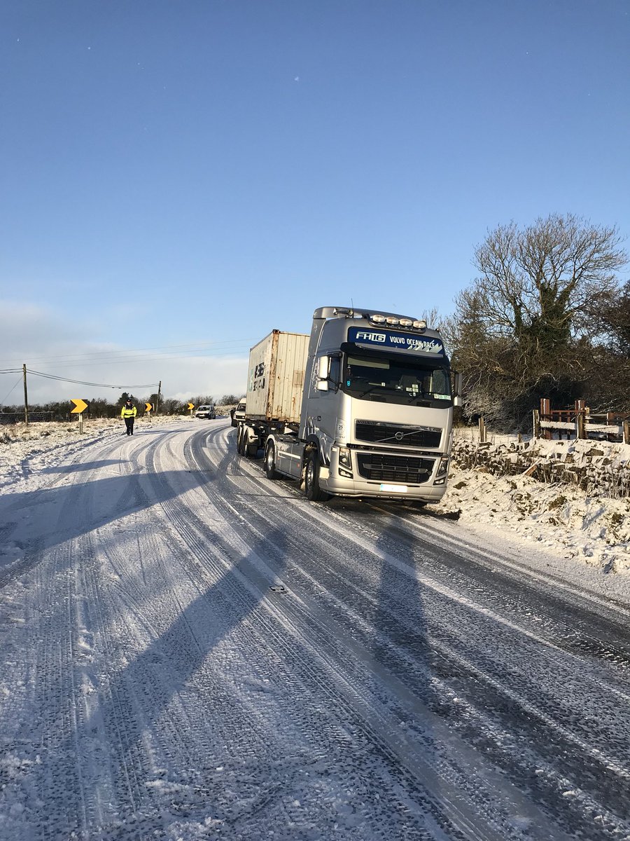 ColmHalpin's tweet photo. @aaroadwatch #Roscommon N5 impassable just outside Tulsk https://t.co/LkvAdpTkON
