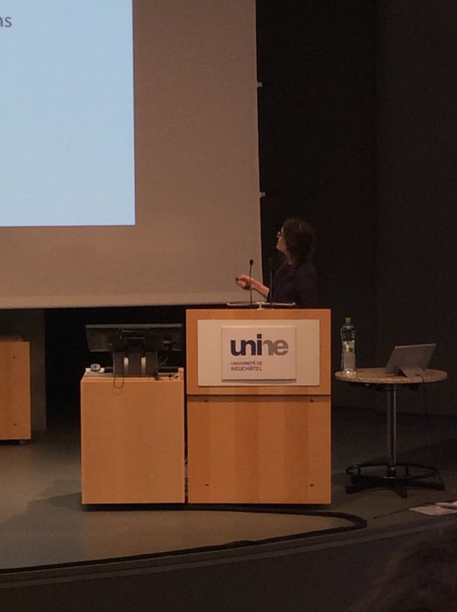FrontEcolEvol's tweet photo. Ursula Oggenfuss @UniNeuchatel discusses the population #dynamics of #transposable elements in a fungal pathogen  #biology18 https://t.co/gpBE8HDjN7