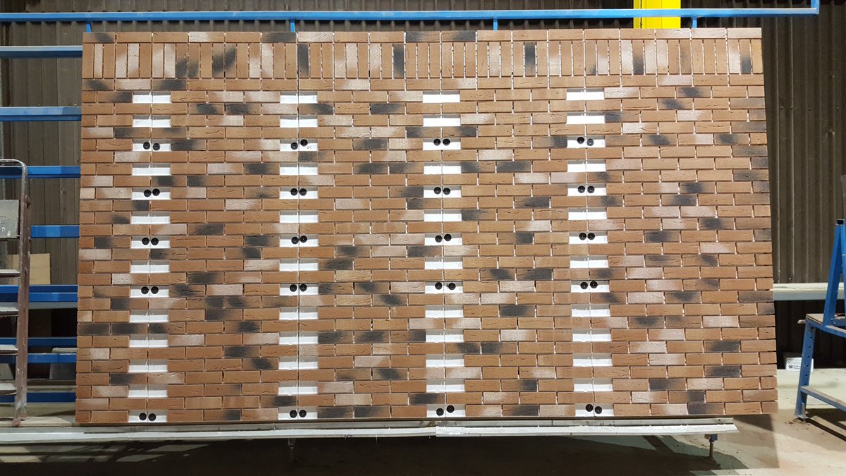 Durabase1's tweet image. Bricked and ready for pointing. Full height walls aren&apos;t a problem for our Durabase modular wall system, making extensions effortless and beautiful. #extension #modernengineering