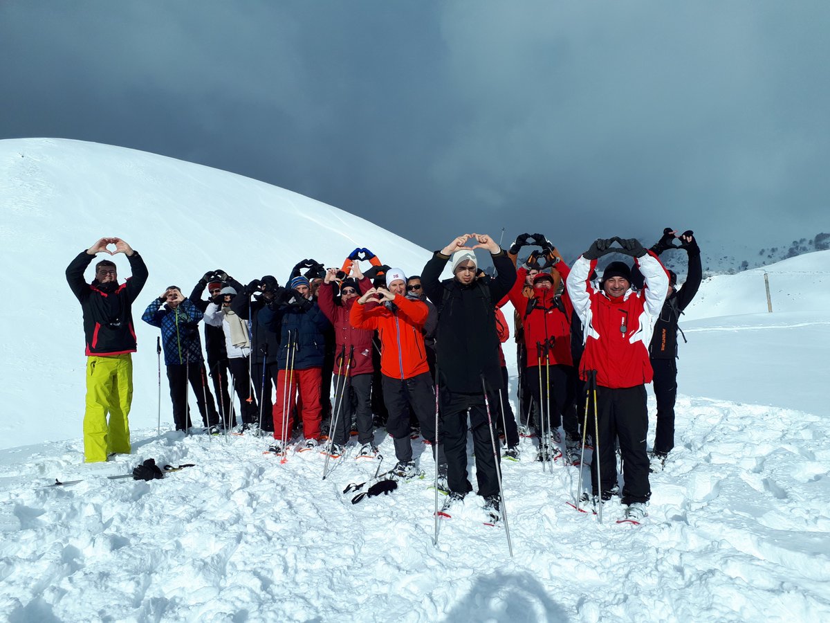 scc_team's tweet photo. C'est au tour des équipes commerciales et techniques de @SCC_info région #SUDOUEST d'apporter son soutien à @LaCourseduCoeur et à @scc_team lors de leur séminaire #miseaublanc Merci pour le soutien ❤️ #AFFICHETONCOEUR #PHOTOCDC18 #INSTACOEUR #DONDORGANES #CDC18 https://t.co/GcvkYzjl8q