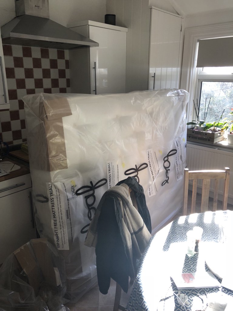 mistarjay_'s tweet image. Bed delivered this morning - drivers were in a rush as no parking . So for now the mattress lives in the kitchen, kind of forces my hand having to build it when I get home #manuallabour