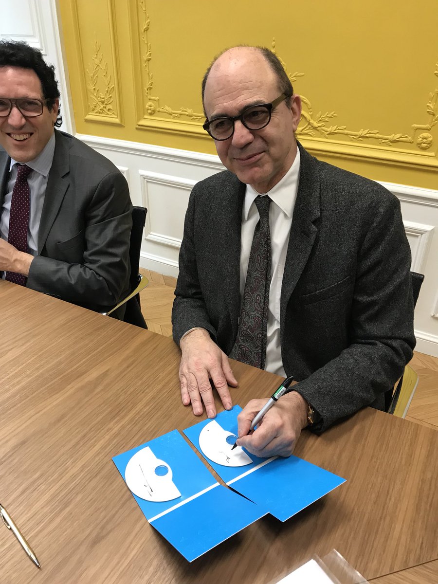 handgs's tweet image. A l’heure du digital on signe aussi les investissements territoriaux sur des CD. #transitiondigitale @CaissedesDepots @TDFgroupe @ValdOiseFibre