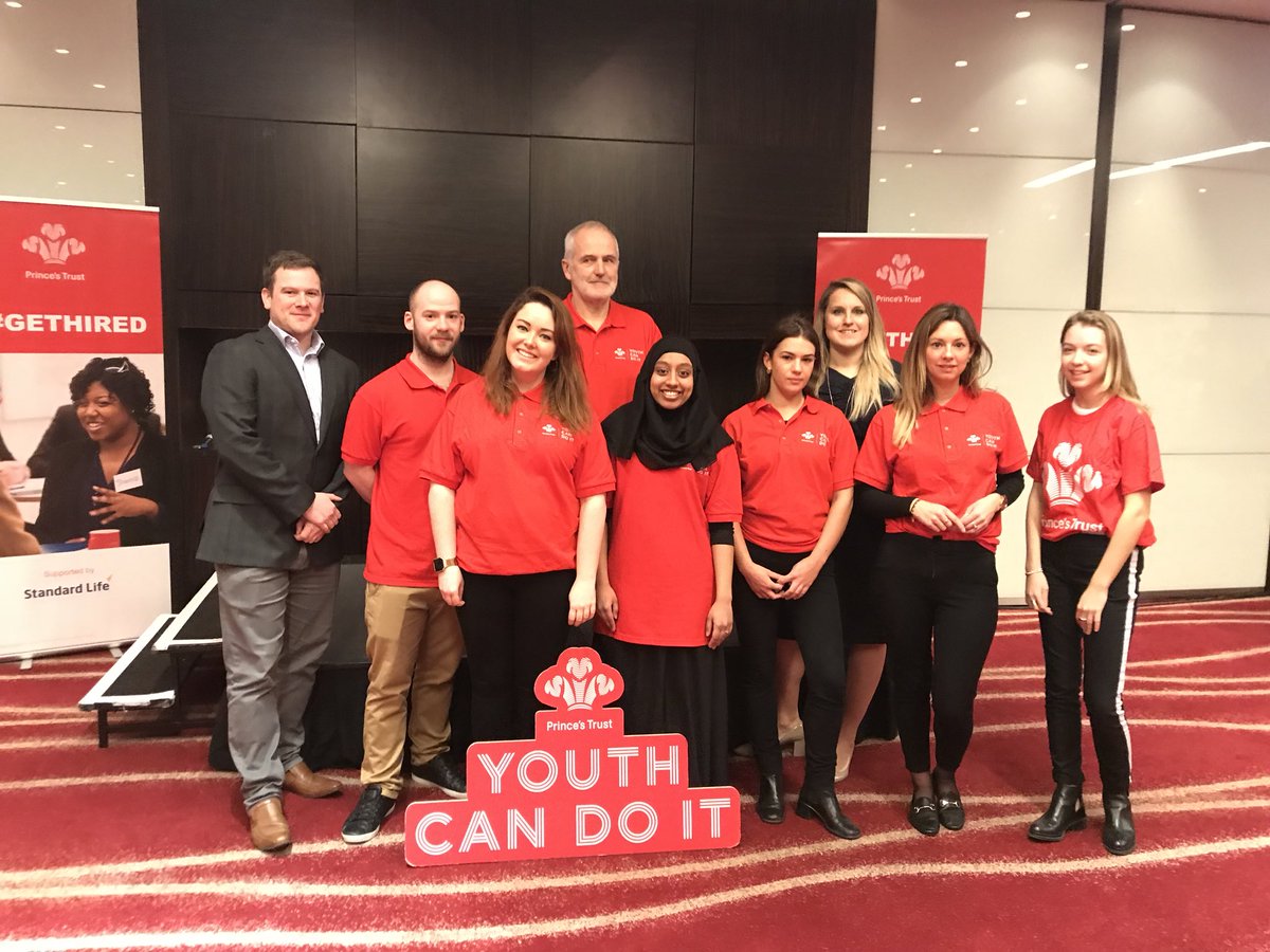 cplum101's tweet photo. With amazing young people today from @princestrustLDN and the #GetHired program @ParkPlazaHotels 🙌🙌 https://t.co/tRXJZPdZam
