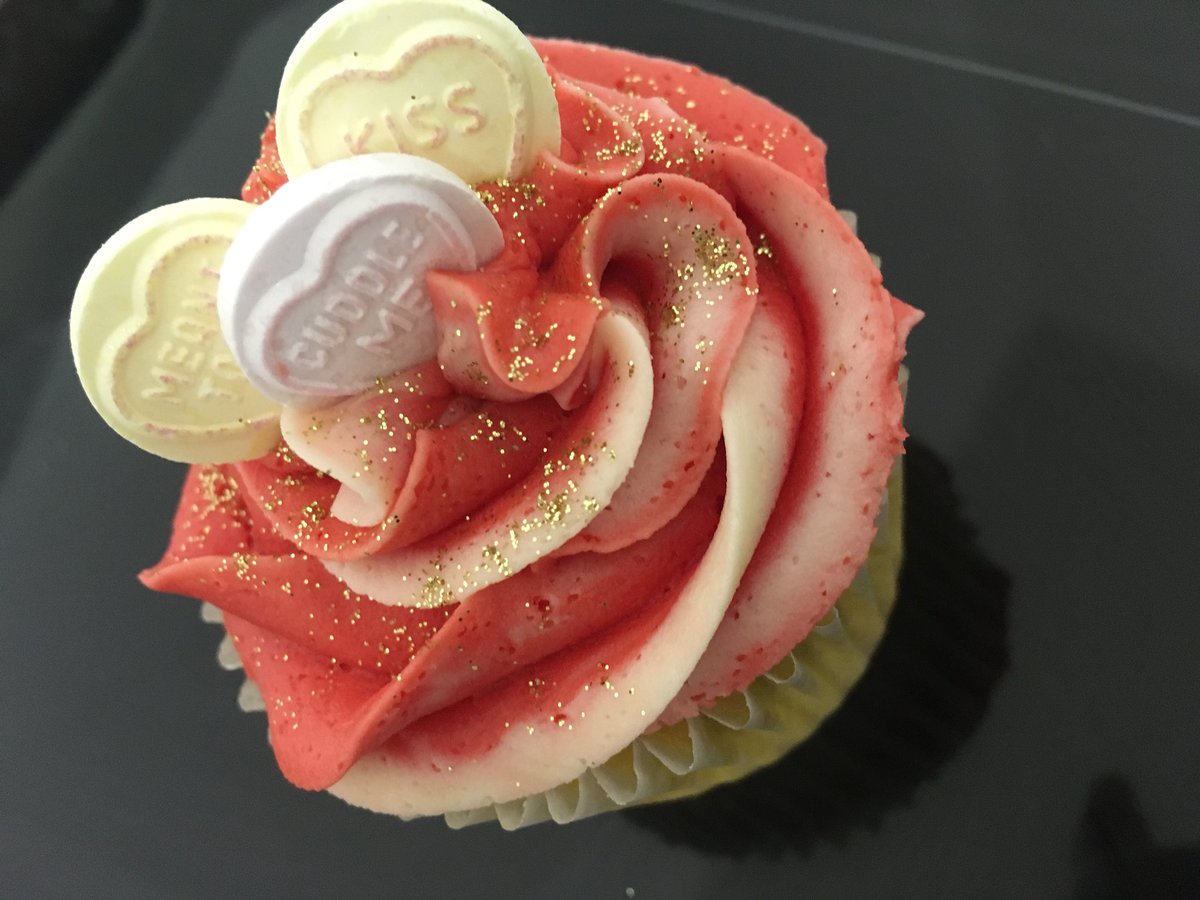 Pleased Valentines Day is over for another year 😂😰🌹🎁