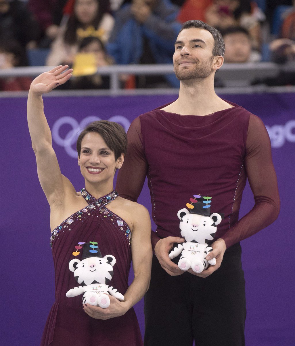 Duhamel, Radford take bronze in Olympic pairs figure skating: bit.ly/2BuOYgB https://t.co/kyoJArfPIg