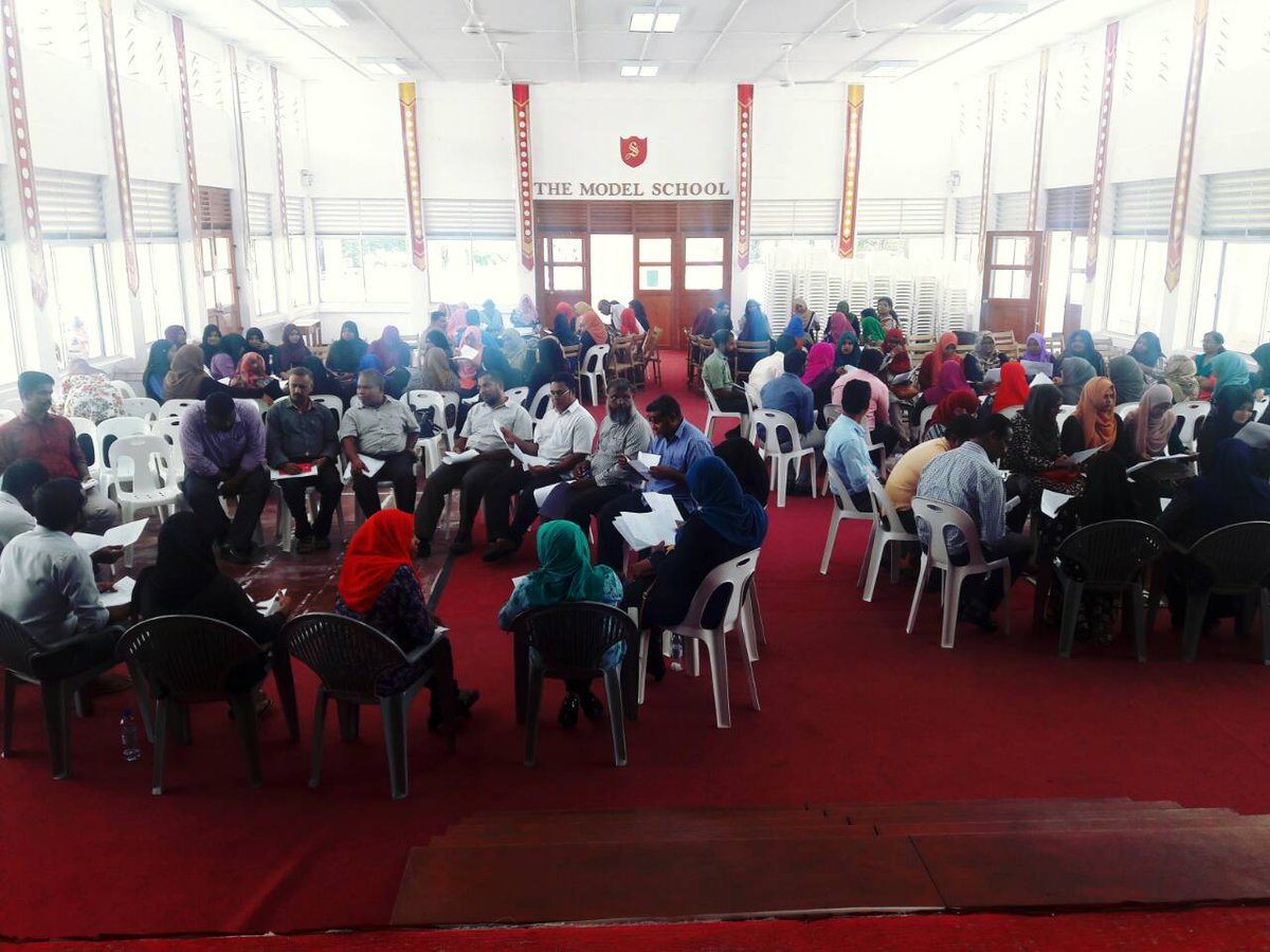 SharafuddinSchl's tweet photo. All staff members explored the new Behaviour Management Policy. #PDDay1 @EducationMV @walladealvaro @UfaaMv @AhmedAdeelN https://t.co/fqdNt8dTya