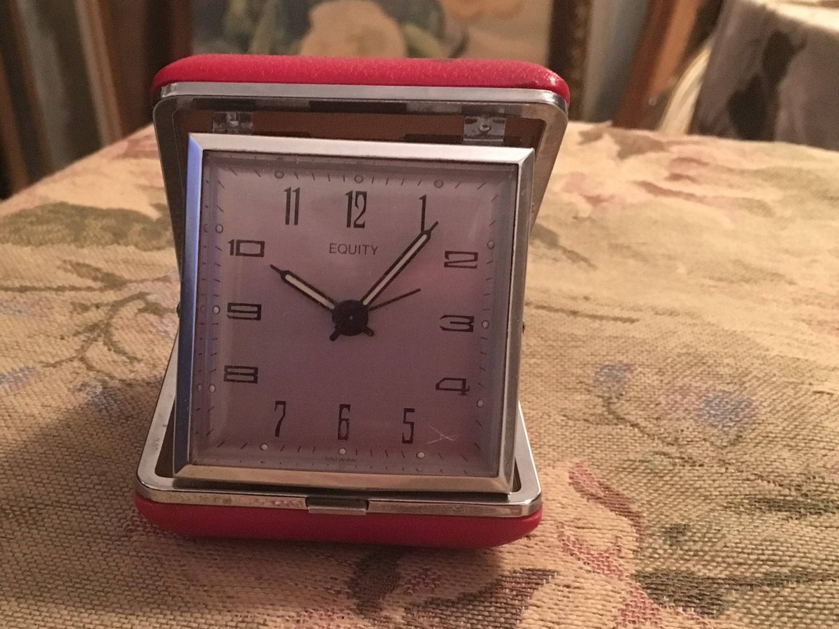 AntiquesAtl's tweet image. Equity Travel Clock, Travel Alarm Clock, Red clock, personal alarm, foldi… tuppu.net/c22a02b2 #Etsy #RetroClock