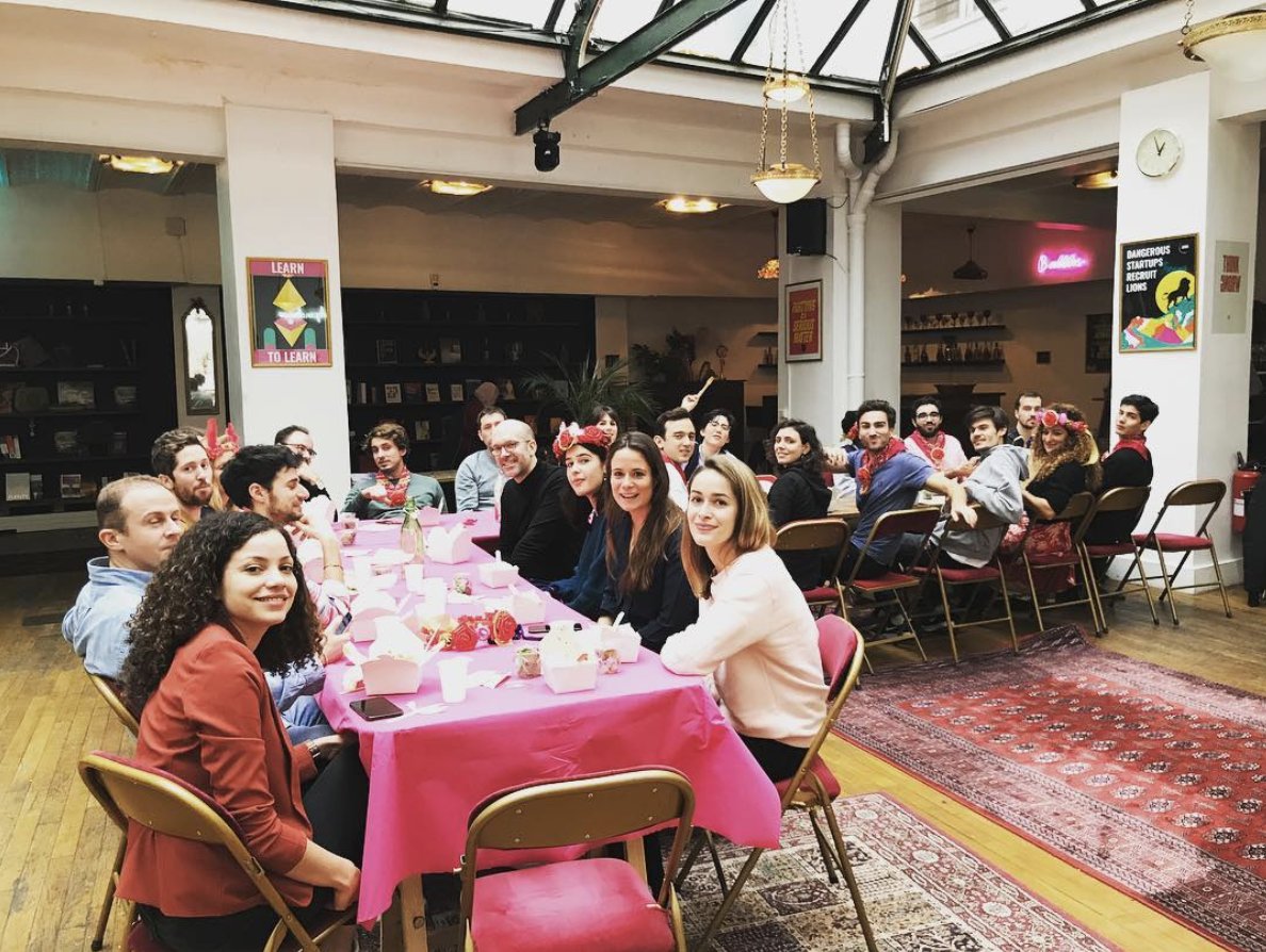 pinverrr's tweet photo. Team day @_TheFamily πͺ https://t.co/QJ4RD18Ovb