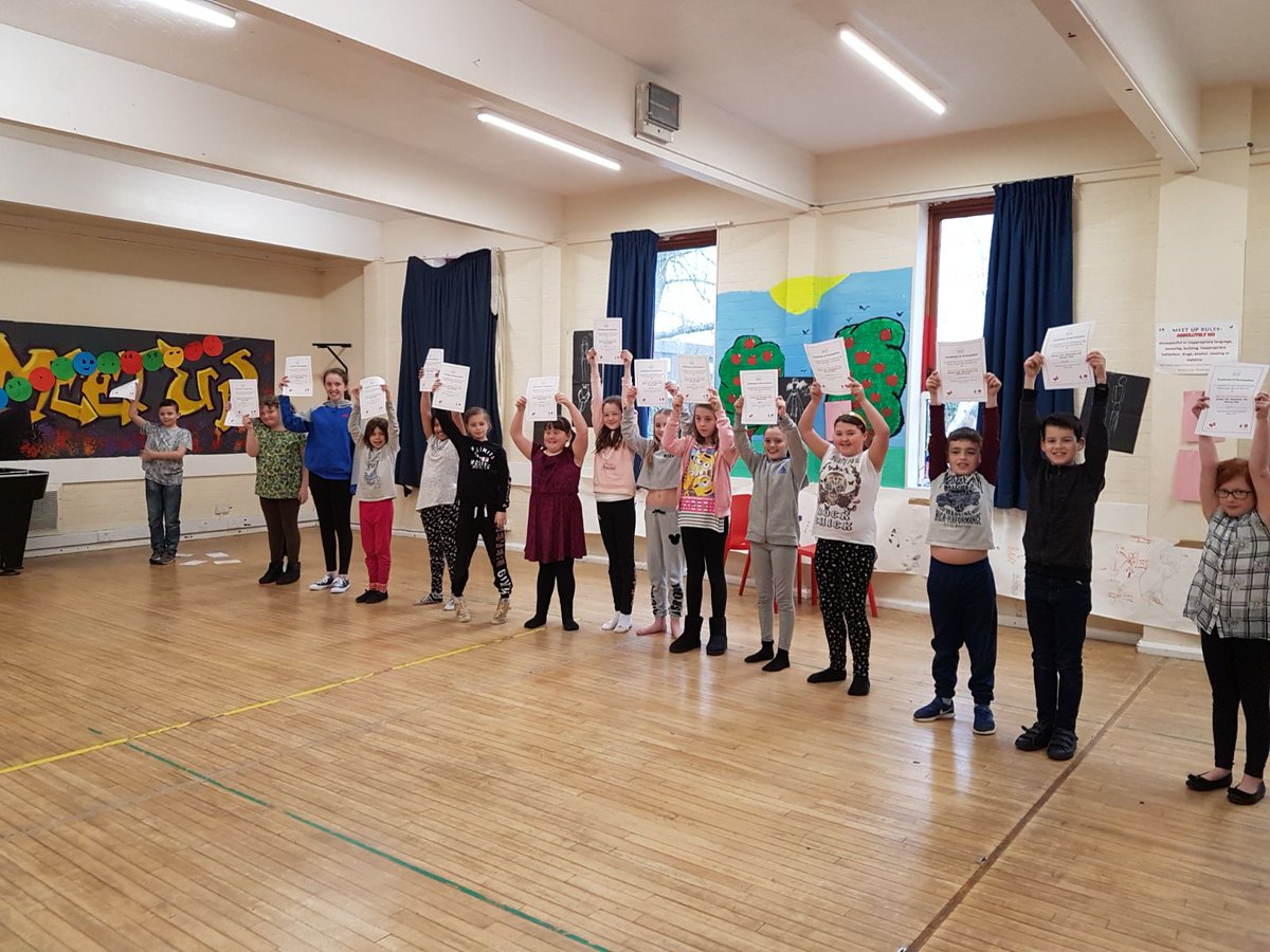 Meetupcommunity's tweet image. Massive thanks to David Whitney and staff from Bury Theatre Royal for an amazing 3 days of drama workshops. Our YP had a great time making models, drawing, acting, writing music lyrics and putting on a play for parents. So proud of our YP.  Thanks @BigLotteryFund #TBFCharity 💖💜