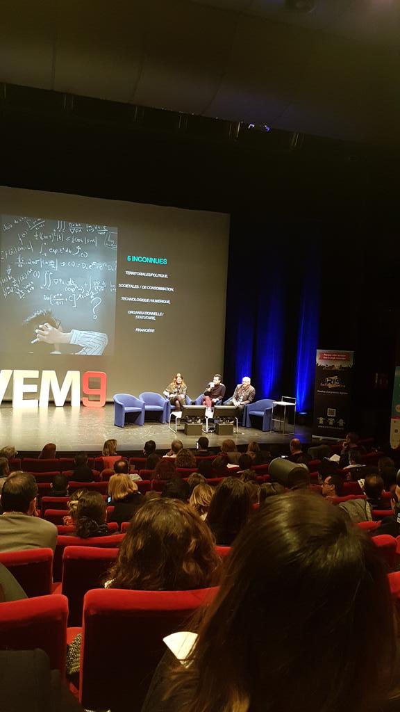 Ameliverennes's tweet photo. Il parle et presente bien le directeur de la Frotsi Paca ! Interessants travaux  #Vem9 https://t.co/HA9oG9pf5Q