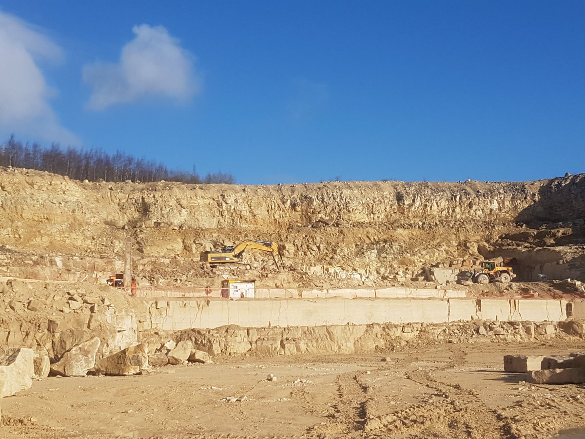 BlockStoneLtd's tweet photo. The @BlockStoneLtd #Cadeby Quarry and #BlockStore are looking good in the sunshine. Could easily be in the Med somewhere...except its a little cold ! https://t.co/nKCShPvD42