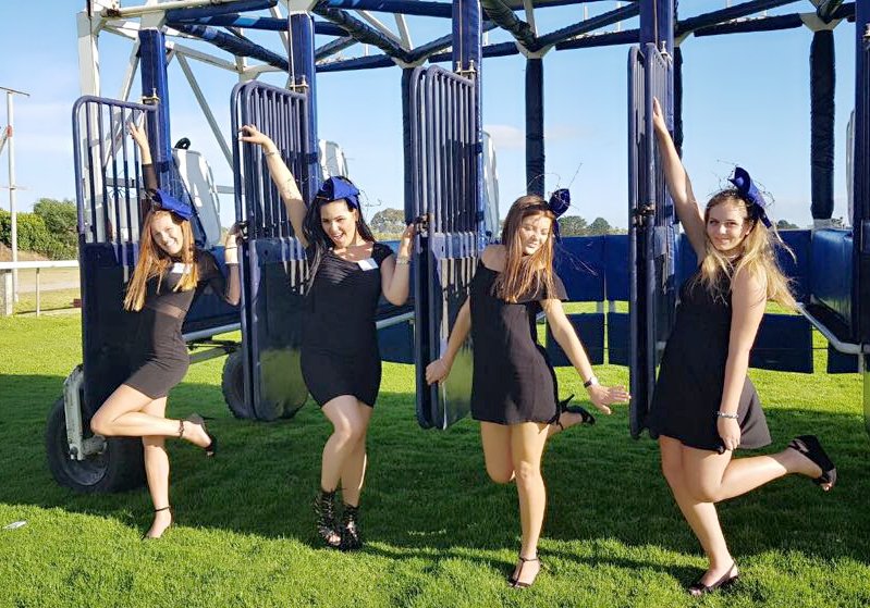 Horses4causes's tweet photo. We had a phenomenal day at the #H4C Race Day! Here are a few pics but visit our FB page - https://t.co/34A8zHl0xk - to see the whole album. #H4C #BohoBlue https://t.co/wGtdjSfOkq
