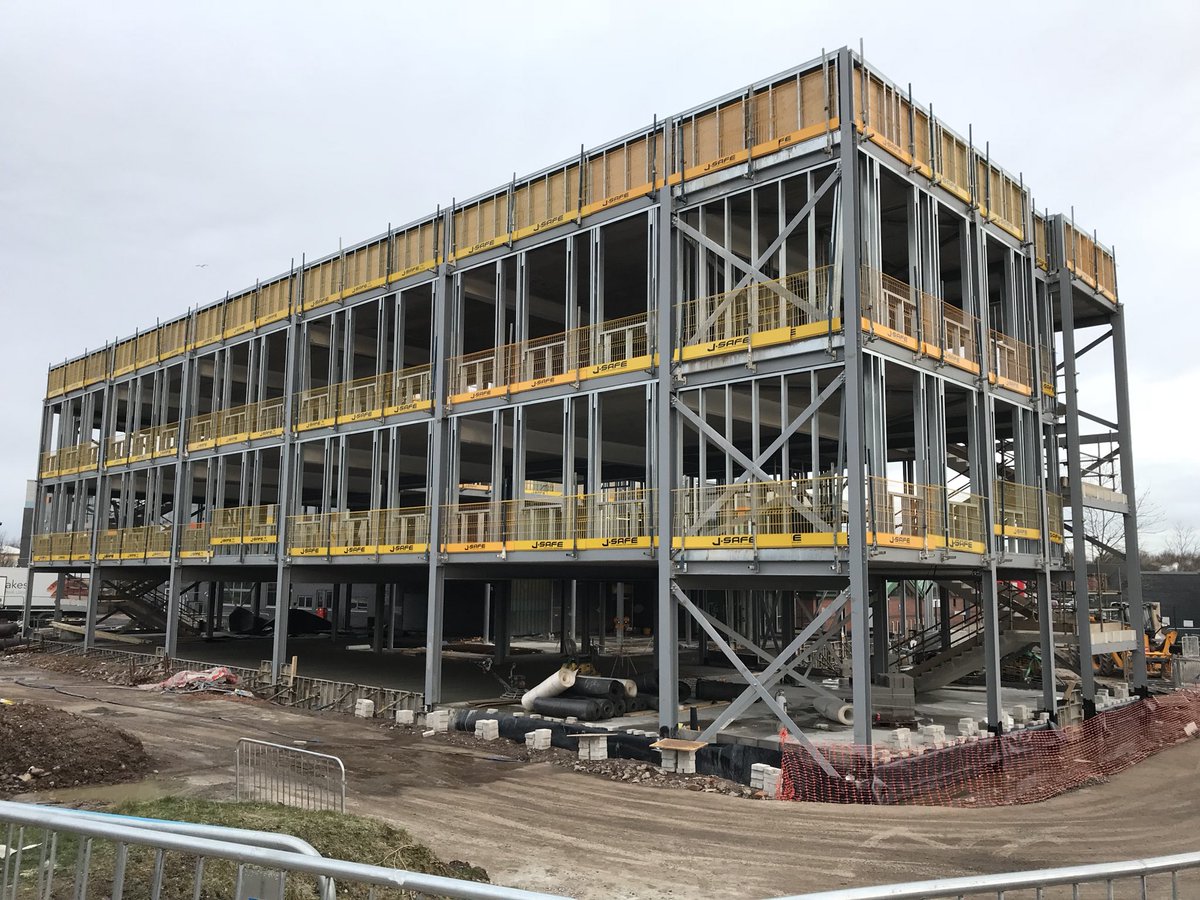 PELelec's tweet photo. Another cold and icy morning visiting Manchester Health Academy. First fix electrical installation due to start at the end of February https://t.co/iBnasUYygu