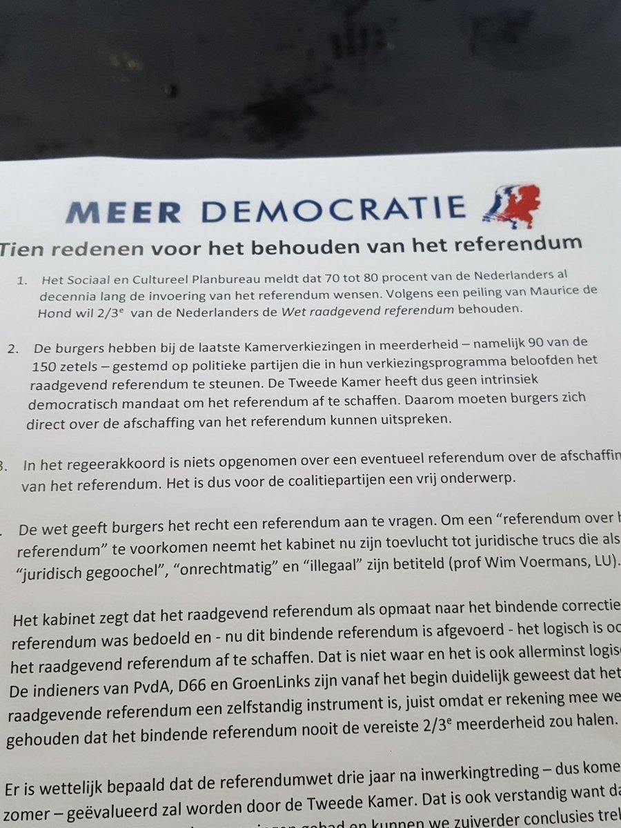 ndubbelboer's tweet photo. Onderweg naar de Tweede Kamer. Hoop op redelijkheid @D66 fractie omnrefeewndum te redden en indien niet de bevolking zich hierover te laten uitspreken. Meer democratie, niet minder. #refref https://t.co/IwdyFBFjHJ