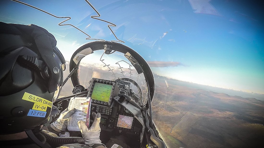 fastjetperform's tweet image. Do you REACT or RESPOND? Learn why FIGHTER PILOTS know that Quick Reactions are for LOSERS! 

fastjetperformance.com/podcasts/why-f…