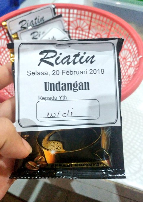 View image on Twitter