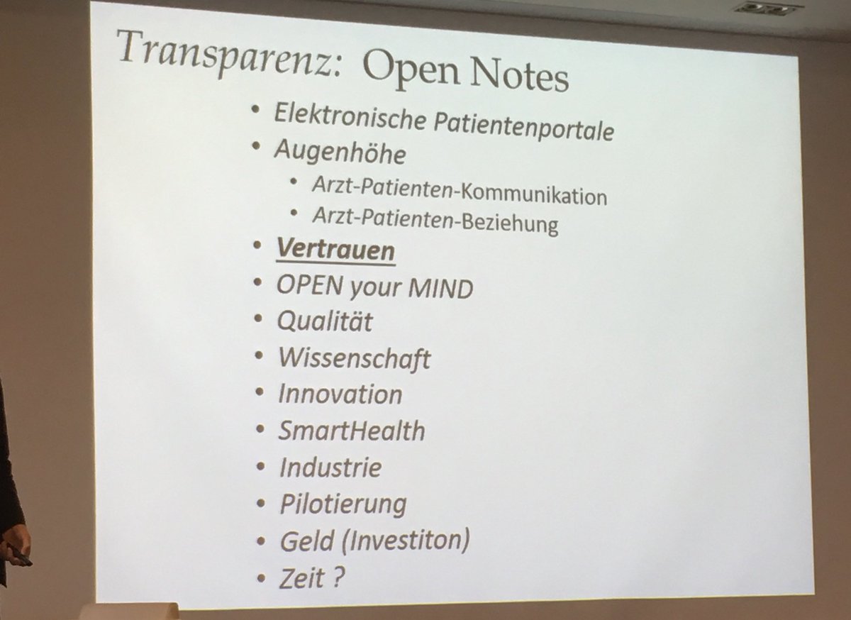MirjamBauer's tweet photo. Esch: Wichtigste Anforderung an zukunftsweisende digitale Strategien in Arzt-Patient-Kommunikation: Vertrauen! #Harvard #SmartHealthDataNRW https://t.co/NWHvwMJ5cj