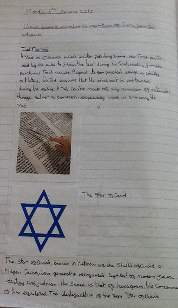 MrFarrowMPA's tweet photo. @MrsRosenbloom in 6R chose Amy's amazing presentation and consistency for her class, showcasing her learning on Judaism. Amy is one of our Y6 superstars - well done Amy, keep it up! https://t.co/UDBLZxQt7w