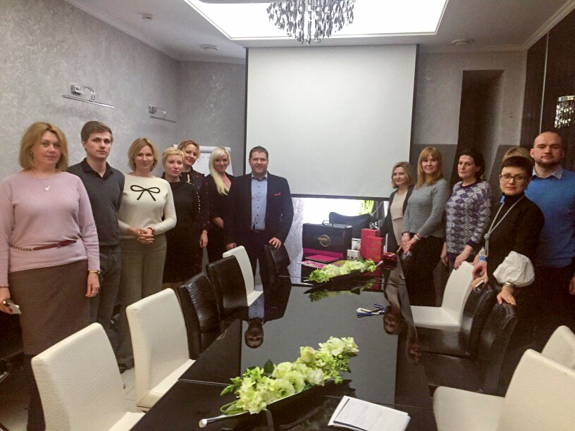 lipoelastic's tweet image. Our sales representatives Lenka and Radim had the honor to train our long-time partner in #Russia 🇨🇿🇷🇺The #training was attended by 15 employees from NIKE-MED Company. We believe that the training was useful 😊 #LIPOELASTIC