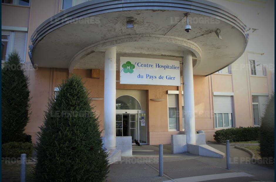 Leprogresloire's tweet image. #SaintChamond : attention aux appels frauduleux au nom de l’Hôpital du #Gier #Loire #Lhttp://c.leprogres.fr/loire-42-edition-gier/2018/02/15/appels-frauduleux-au-nom-de-l-hopital-du-gieroire