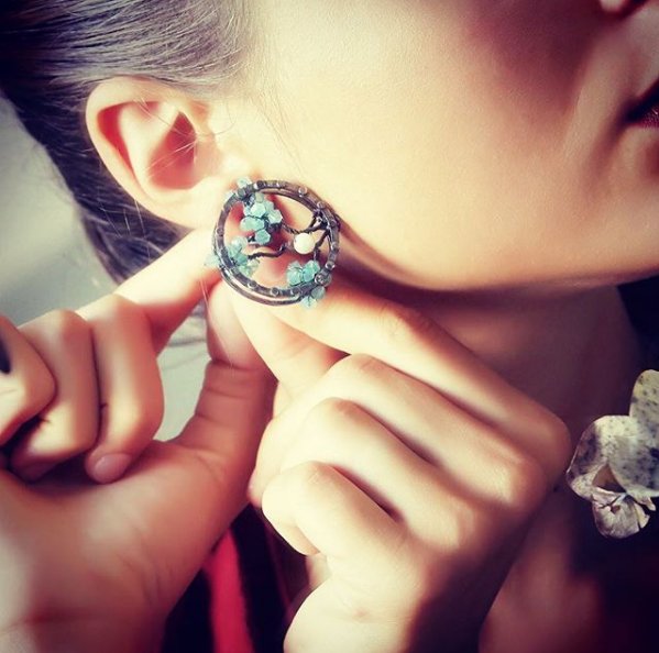 #Dream in jewels.

Lucia Odescalchi creation

#LuciaOdescalchi #jewelry #Rome #Earrings #Luxury #Design