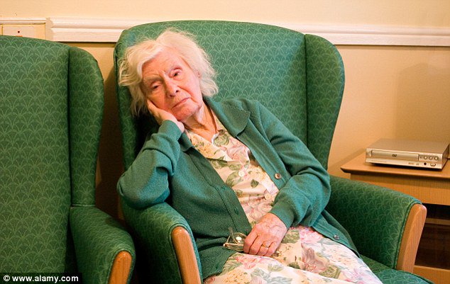 SeniorWishAssoc's tweet photo. Is this how you see your golden years? She didn't. Help us end loneliness in our senior population. Visit https://t.co/kMnKbcgcDZ @Seniorsmatter @SeniorMagazine @After60Club @AgeLite365 #SeniorWishAssoc #GSLOP https://t.co/3FQnp9pCUc