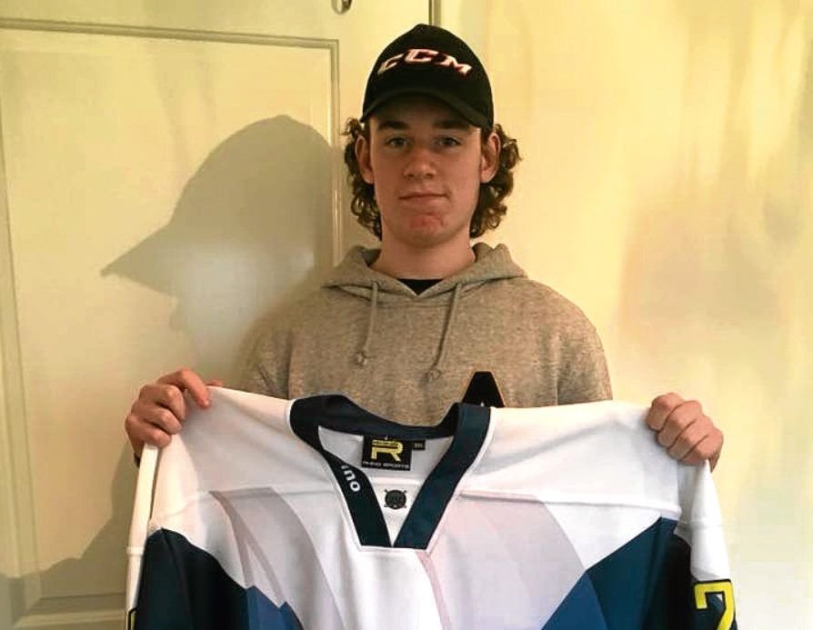 ee_sport's tweet photo. Ice hockey: Toby’s ‘surreal and exciting’ Scotland selection sets him up for Sheffield trip https://t.co/fEh1xdTttA https://t.co/nToZ2wCGMq