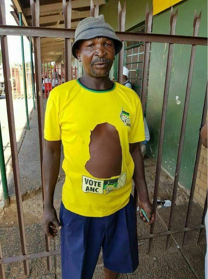 Odi_Mafatshe's tweet photo. 😂😂😂😂😂😂😂 wow already
#ZumaExist 
#ZumaResigns 
#PresidentElection https://t.co/OP8tOmglqu
