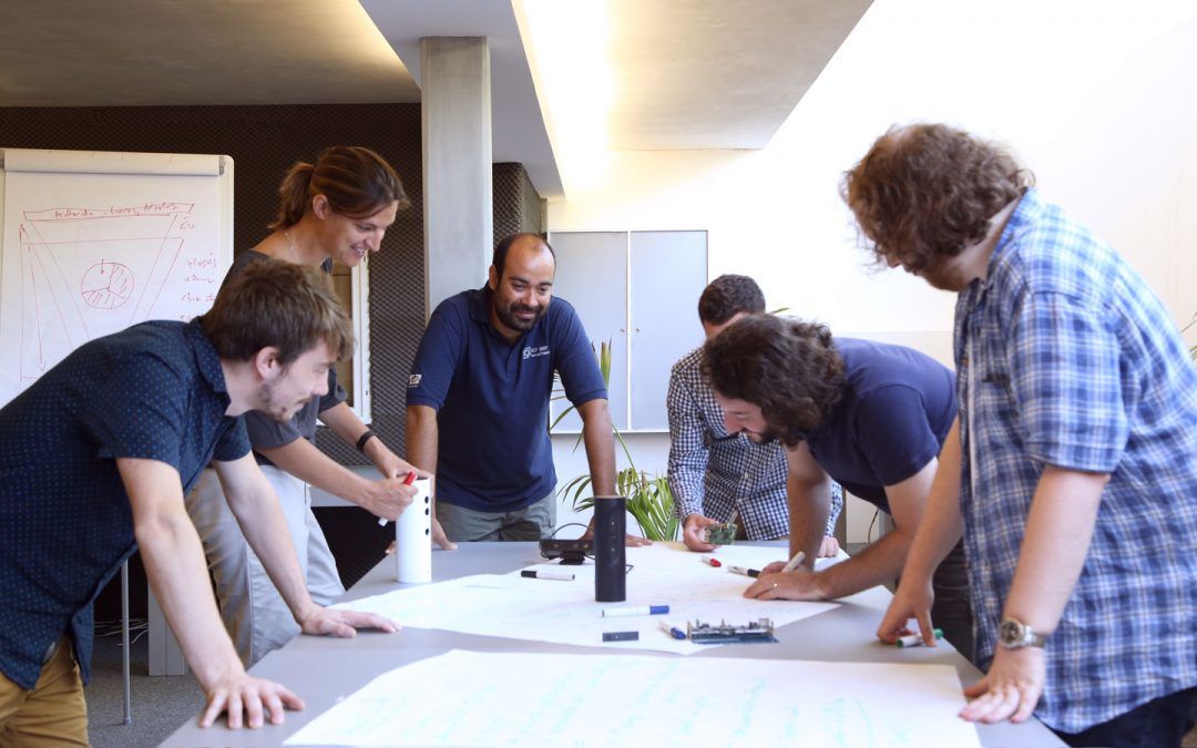 Did you know that we had the idea for Hayo after a discussion with Dale Herigstad, Lead Designer of <a href="/MinorityReport/">Minority Report</a>? buff.ly/2H9KJHy #TBT #meethayo