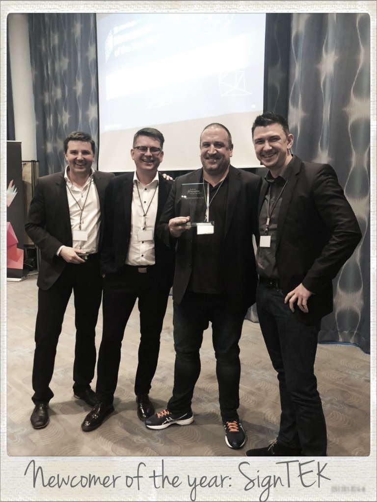 intershop's tweet photo. Wir gratulieren SignTEK zum Titel #newcomer of the year! Gerade erst haben wir ein gemeinsames Projekt erfolgreich kommuniziert: https://t.co/9qrENbpqNo
.
#ISHpartnertag #signTEK #partners #Congratulations https://t.co/Ixv6InBQeT