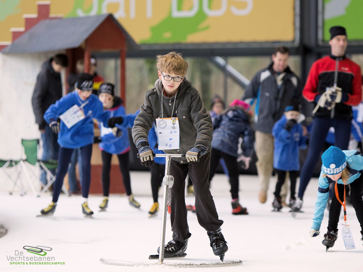 Leeuwarden, Sneek, Dokkum... Zaterdag wordt De Vechtsebanen voor één dagje omgetoverd voor de Jeugdelfstedentocht. Ben jij erbij?

Starttijden:
10.00 uur
13.00 uur
16.00 uur

Entree: € 7,-
