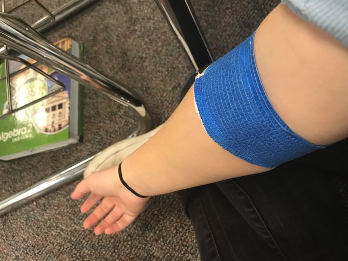 made it through my first blood drive❤️ may have been a little scared but it was worth it #pmhsblooddrive<a href="/tag/pmhsblooddrive"class="tags"><span>#pmhsblooddrive</span></a>