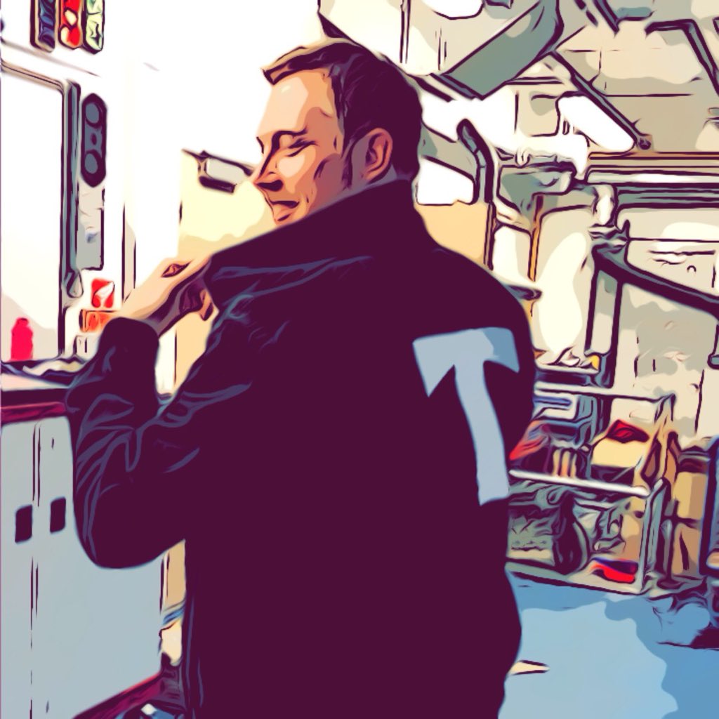 Q3_DT's tweet photo. Grease in a week - Day 4. The staff are really getting into the Grease theme today. #immersiveeducation #dt #design @q3academy https://t.co/uSXNKSWpFD