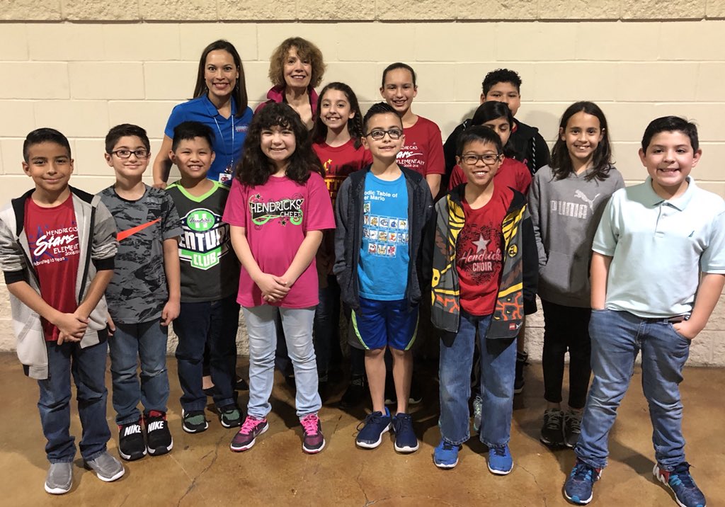 cindyt88's tweet photo. Top AR readers with @joan_bauer , author of Soar! @McAllenISD @hendricksstars https://t.co/Emw3x7DhdT
