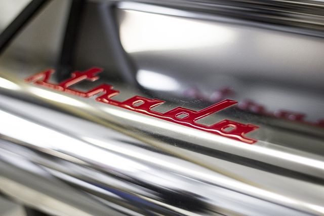 lamarzocco's tweet photo. With the #StradaEP #pressureprofiling, you can play with bars to bring out different flavor components which affect the balance and body of a shot. #lamarzoccostrada #stradaep #streetteam https://t.co/DssSEqV4VO https://t.co/9l8xw33NwD