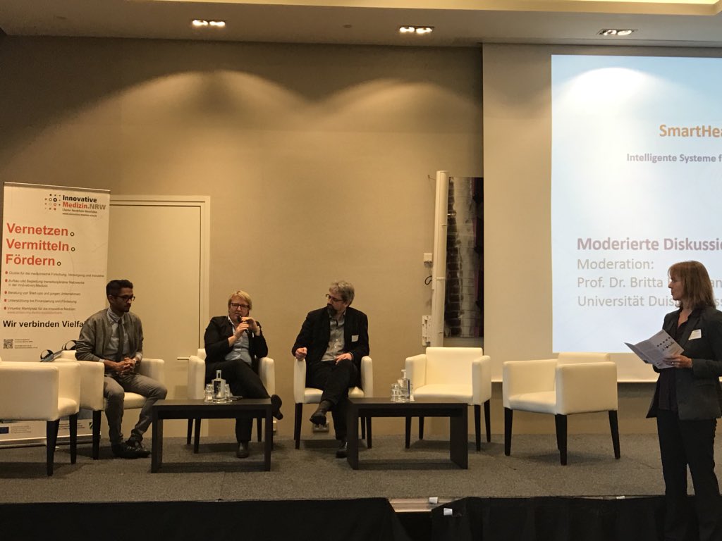 MichaelReiterPR's tweet photo. #SmartHealthDataNRW, @ProfThun: #Datenschutz in Deutschland schützt nicht, sondern verhindert bessere Medizin / Zenker @UniBonn: er verhindert hierzulande #Innovation, während Verbraucher #sensible #Daten längst über Applikationen -> auf nicht-EU-Servern preisgeben https://t.co/ExRpvTgBM3