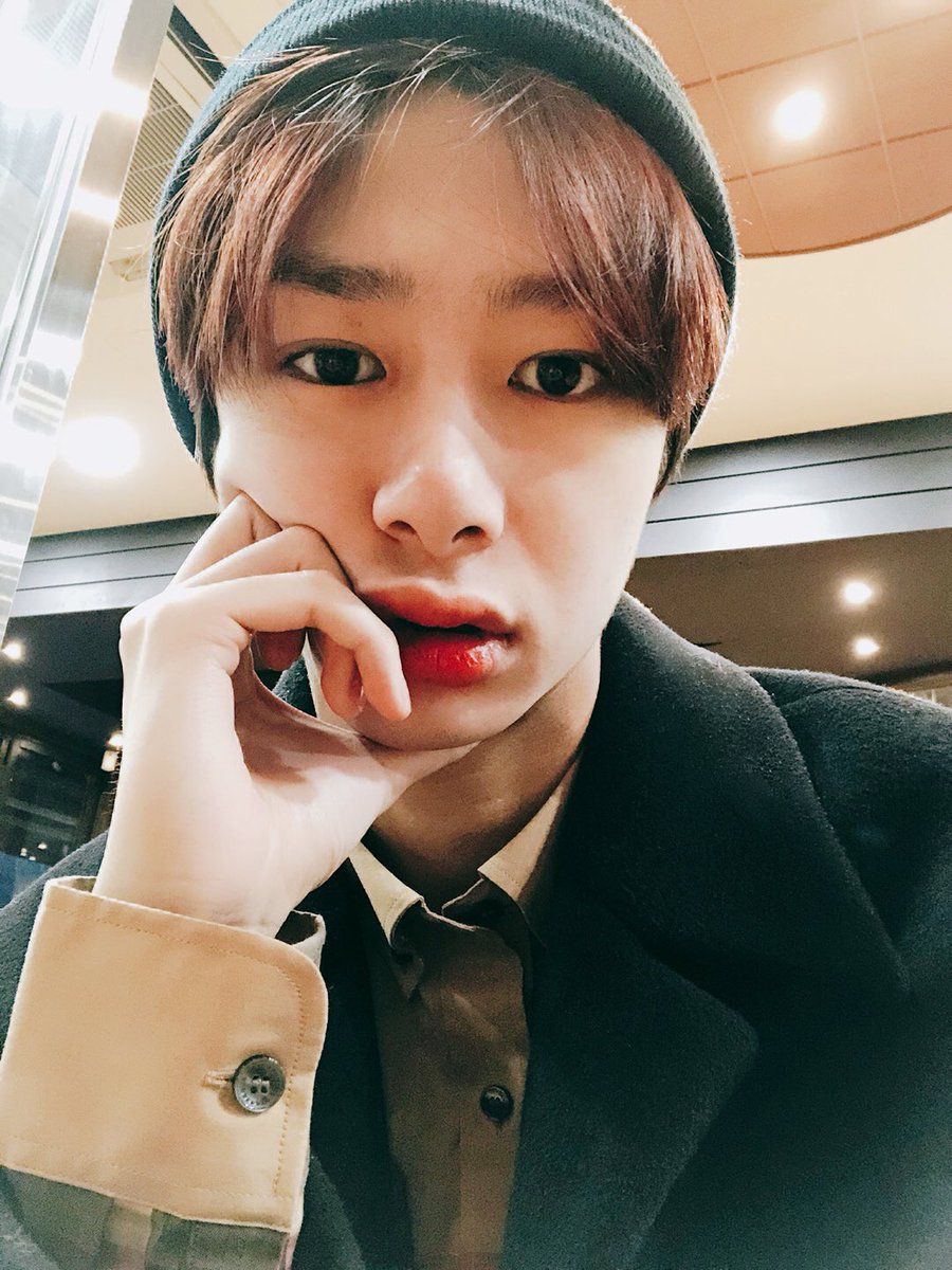 OfficialMONSTAX's tweet photo. [#형원] 명절 잘 보내요 다들.가족들과 좋은 시간 보내고 맛있는 것도 많이 먹고 아프지 말고. https://t.co/gSTKS7WVVW