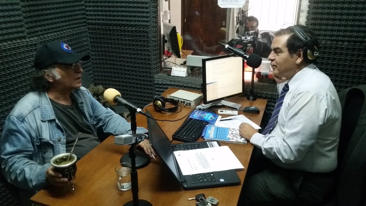 manianaperfecta's tweet photo. Pedro Saborido con @JorgePenin en @ContinentalMdp en el ciclo #VeranoPlaneta de @Planetadelibros cc @AugustoD_ @FranganilloCom https://t.co/zAKNVAd5Go
