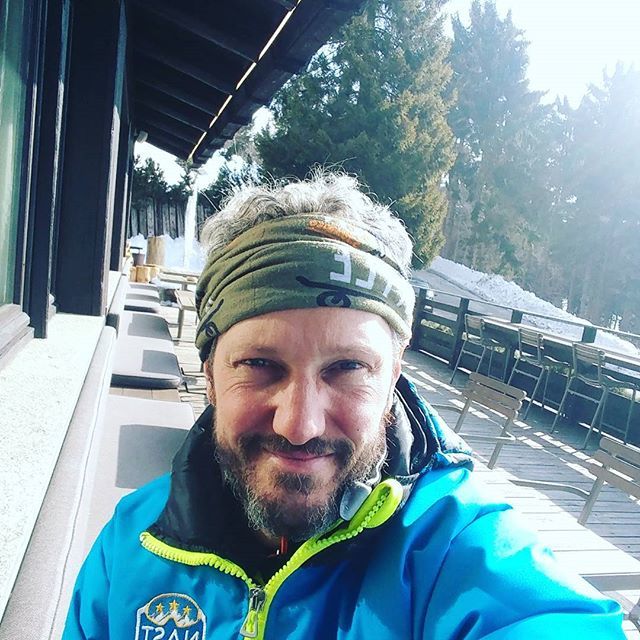 Durissimi allenamenti per la gara di sabato all' <a href="/oasizegna/">정세영</a>!! Comici, cantanti, attori, giornalisti. Tutti per sostenere il progetto La casa dei sogni. Realizzare dei camp per avvicinare i bambini con disabilità agli sport invernali.
La gara è un pretest… ift.tt/2EtbmWv