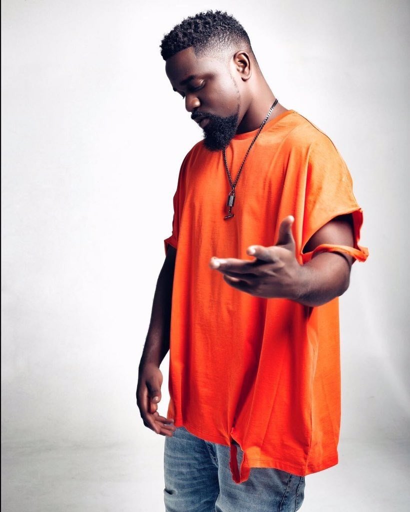 geopadmore's tweet photo. What's your favourite line on that new Jam by B4bonah feat. Sarkodie >>>> #SofoMoko https://t.co/70QgLLU40E