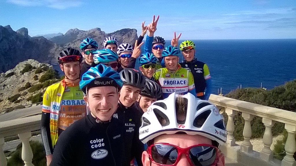 mettesrobin's tweet photo. Last day of team training camp @ #mallorca #season2018willbegreat #prorace #racelikeapro #concap https://t.co/VbsS8j6hQf