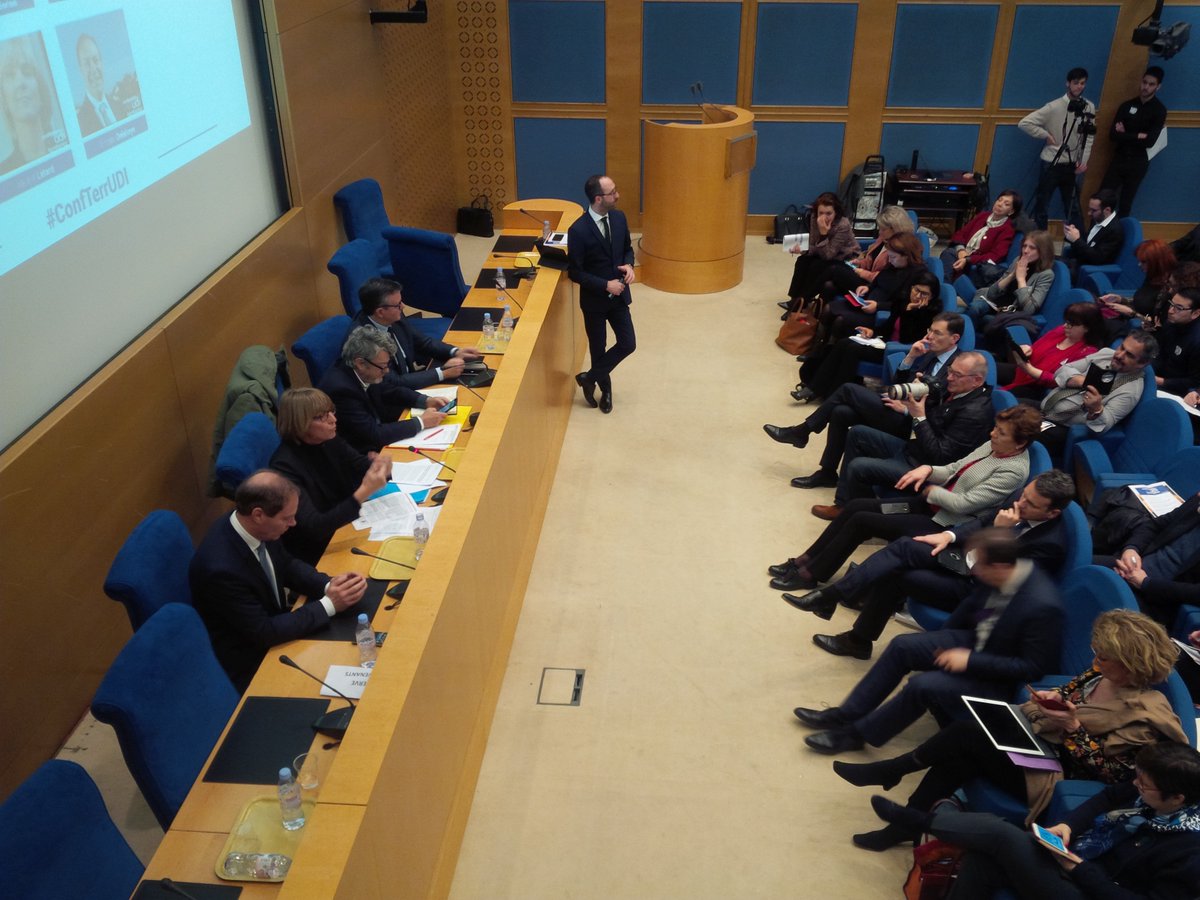 UDI_Nord's tweet photo. Au Sénat, la Conférence Territoriale de l'UDI #ConfTerrUDI se tient en présence de nos élus @valerieletard @OHenno @six_valerie @LEBASNicolas au colloque des élus centristes en présence de @JLBorloo https://t.co/f0Zbt1rJH3