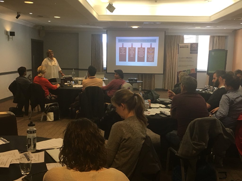 agmccEcosse's tweet photo. Medical Leadership Programme afternoon workshop with Nita Clarke, OBE, on Leading Workforce Engagement. Great messages! @AcademiWales #MLP6 #LeadingbyChoice https://t.co/ZNvCPK6U85