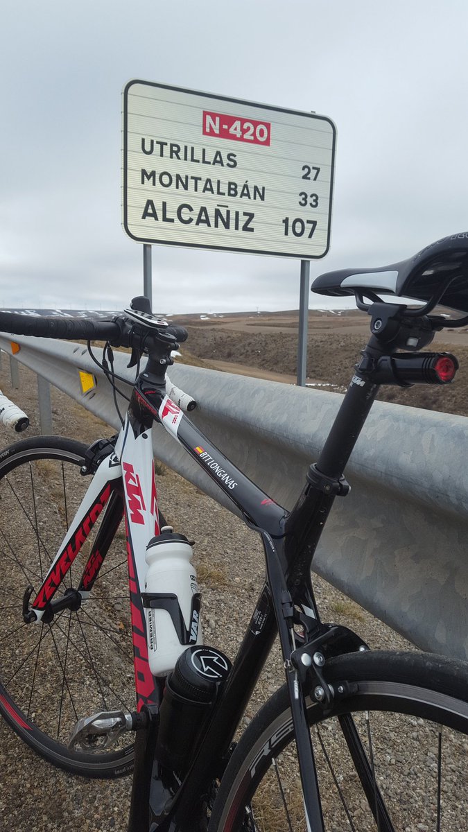 LopezJuste's tweet photo. #PolarM450
Mi dia de fiesta!!
Que gozada diosssss😘😍😍😍😘🚵♂️⛅🌩🌊⛅❄⛈❄⛅🌊👍🤔🏆🥇🏆🥇
#Ktm #longanas #BICITERUEL #flowercyclingwear https://t.co/ICd5RQzUje