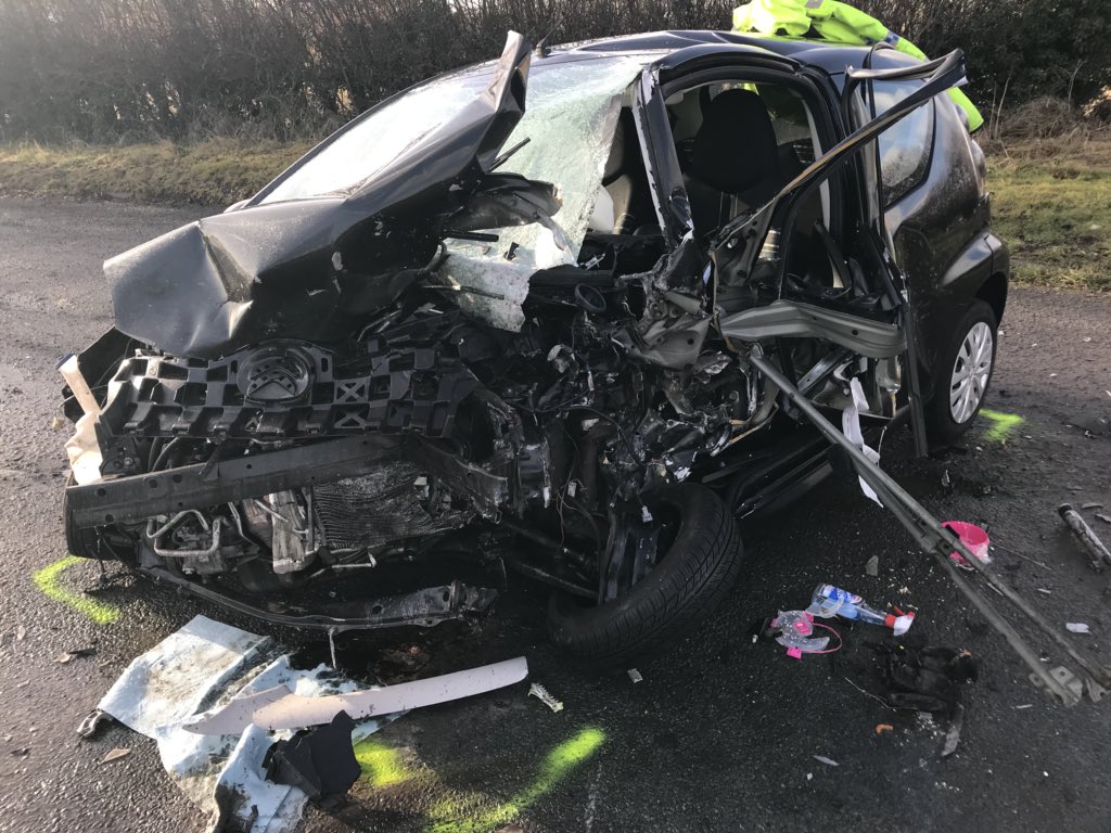 OscarRomeo1268's tweet image. Update on injuries from  RTC this morning on #A661 between #Spofforth &amp;amp; #Wetherby Both drivers being kept in hospital, the Skoda driver with muscular &amp;amp; soft tissue injuries &amp;amp; the Citroen driver with chest &amp;amp; abdominal injuries. Thank goodness there wasn’t a passenger in either car