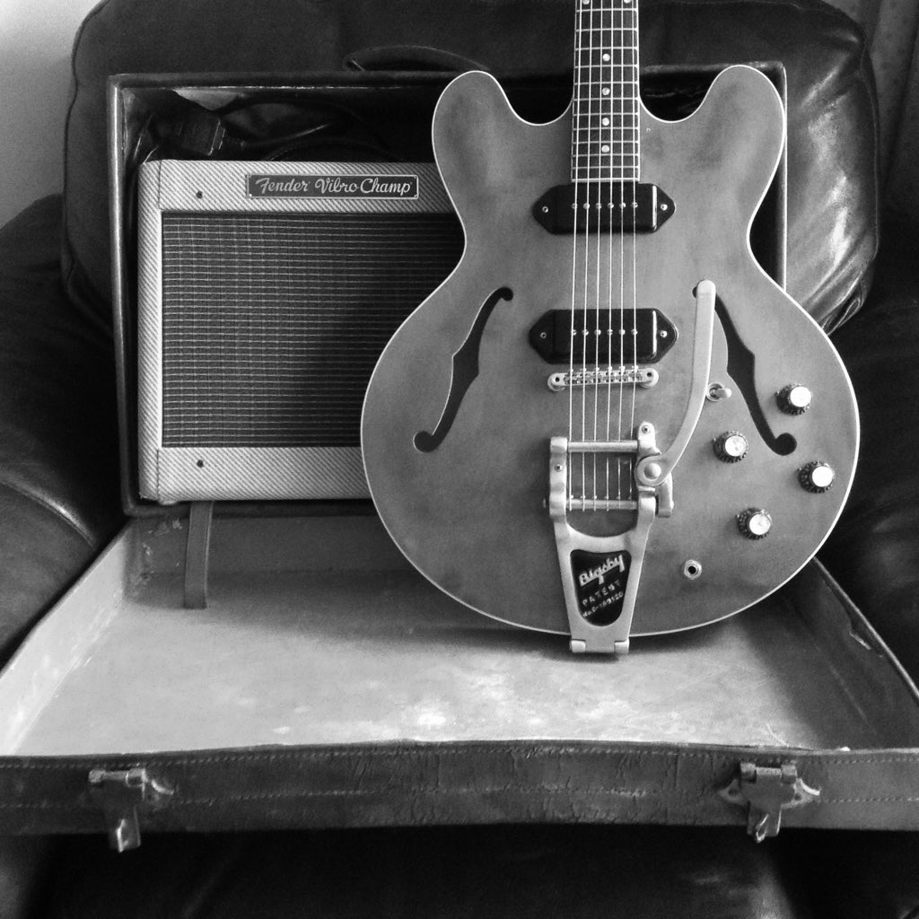 RevFerriday's tweet image. Travelling light for tonight's spot at The Cap and Gown Worcester.