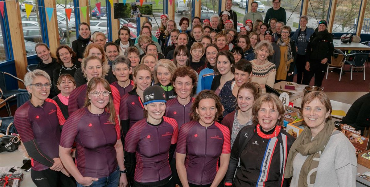 Het is een jubileumjaar voor <a href="/vrouwwielrennen/">Vrouwenwielrennen.nl</a>, dat inmiddels al 20 (!) jaar bestaat. En dat mag natuurlijk niet ongemerkt voorbij gaan:
fietssport.nl/magazine/id/44…
