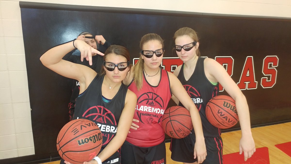 ZebraNinjas's tweet photo. Happy happy bday to our little engine that could @Abbey_Anne24 have a blessed day ABE...#sweet17 #berelentless #shewillnotfail https://t.co/YeyxVJKSqA
